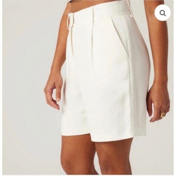 LITA BY CIARA SPARK SHORT IN VISCOSE CREPE IN White WOMEN’S SIZE 8 New - Picture 1 of 13